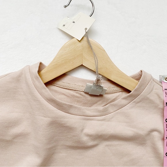 NWT Mauve Lace Sleeve Top - Picture 8 of 10